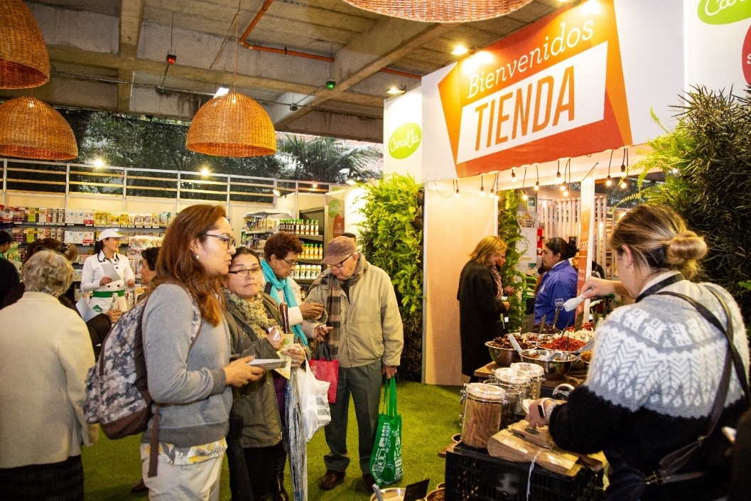 Cerca de 16 mil personas disfrutaron de Carulla es Saludable, organizada por Carulla, marca de supermercados del Grupo Éxito, que entregó diferentes opciones para quienes quieren adquirir hábitos de vida saludable a través de la alimentación y actividad física. 