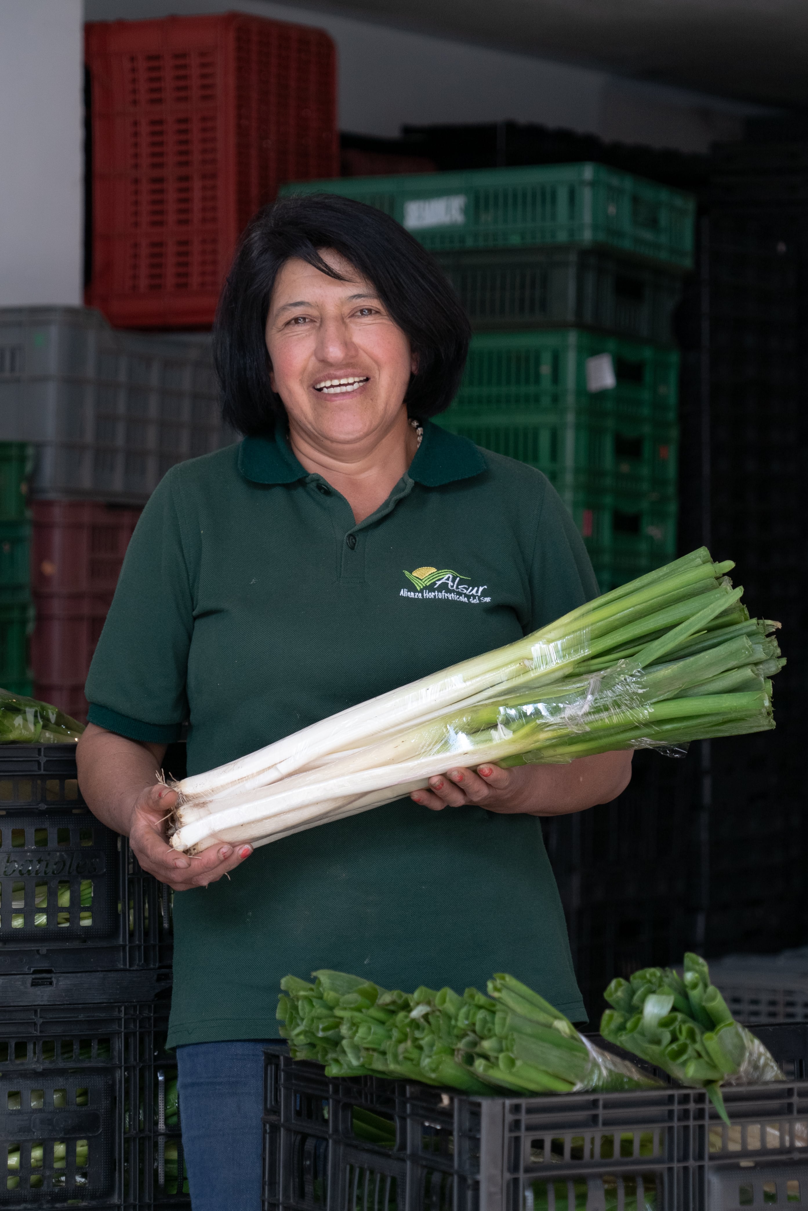 Lidia Díaz, una campesina de Pasto ¡quiere darte las gracias! Porque cuando compras frutas y verduras en los almacenes Éxito y Carulla, estás valorando la labor de campesinos como ella. Grupo Éxito cree en Colombia y compra en el país 92% de las frutas y verduras que comercializa en sus tiendas. Te invitamos a ver la historia de Lidia, una historia más que nos lleva a decir #AquíConstruimosPaís.